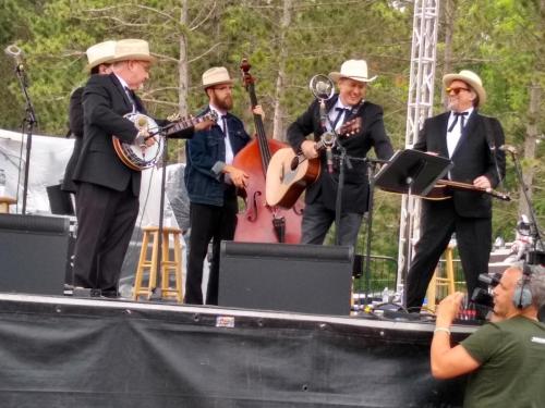 The Earls of Leicester feat. Jerry Douglas perform the Main Stage at Blue Ox 2019