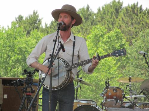 Willie Watson performs at the Main Stage at Blue Ox 2017