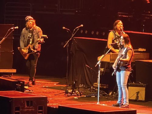 Morgan Wade at Fiserv Forum; photo by Joshua M. Miller