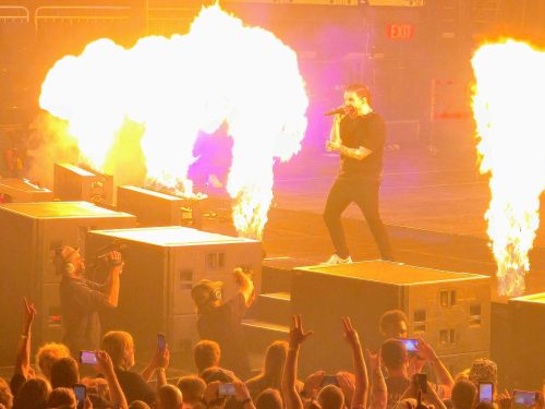 Shinedown at Fiserv Forum; photo by Joshua M. Miller